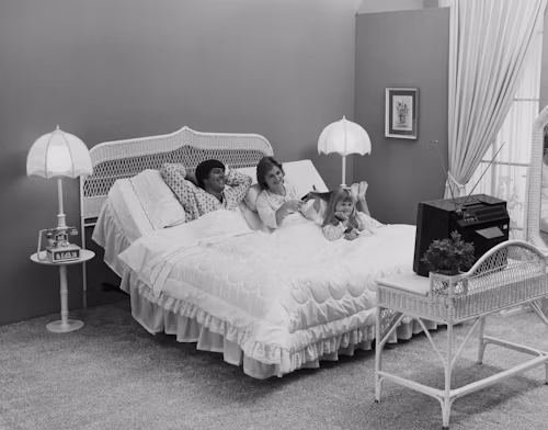 Classic Four-Poster Bed